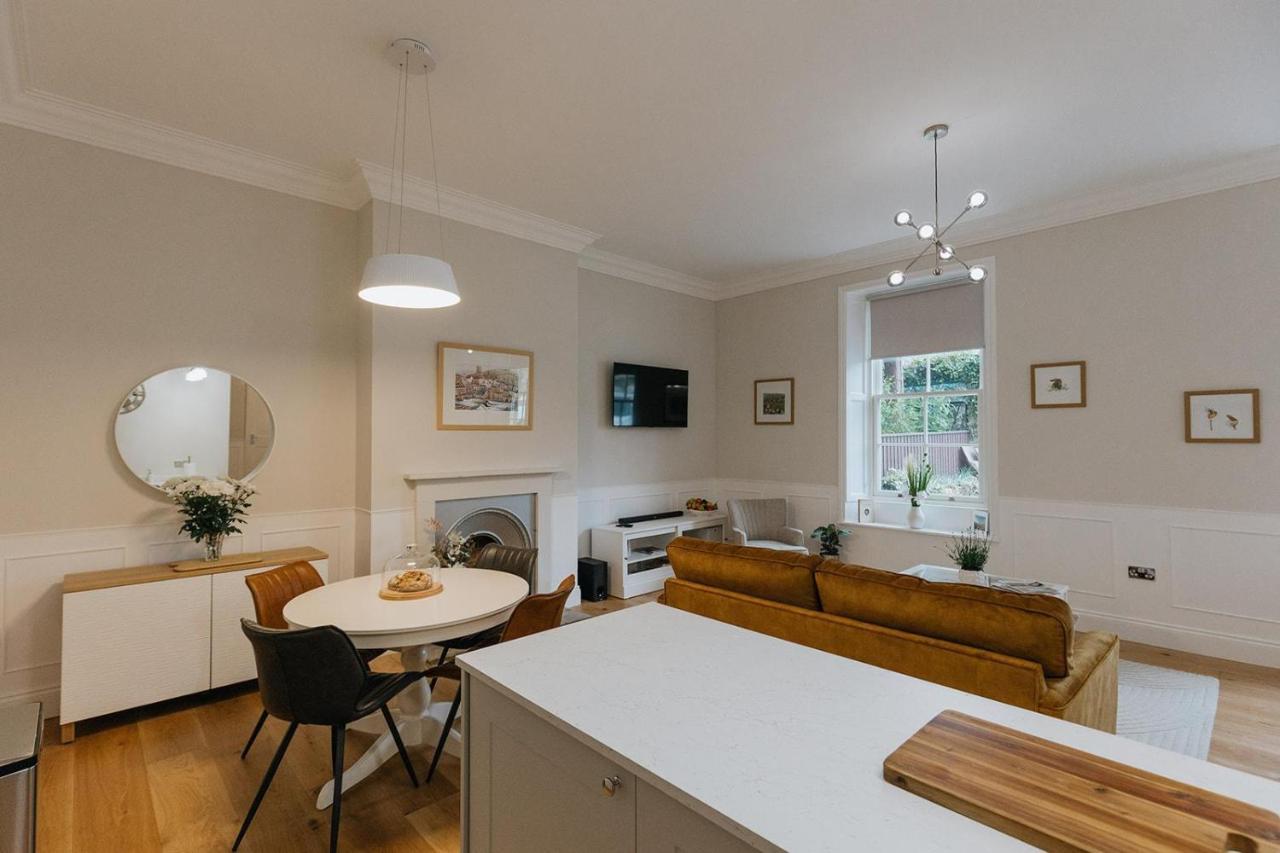Wensleydale, Old School Rooms - Ground Floor Luxury Apartment In Richmond, North Yorkshire Richmond  Exterior photo